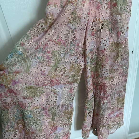 Beautiful Women’s pastel eyelet wide leg jumpsuit. Size Small. The Post Boutique - Picture 3 of 6